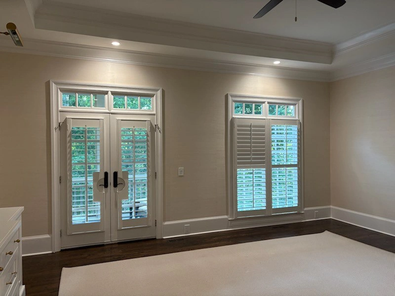 Wallpaper installation in a Spring Valley NV home